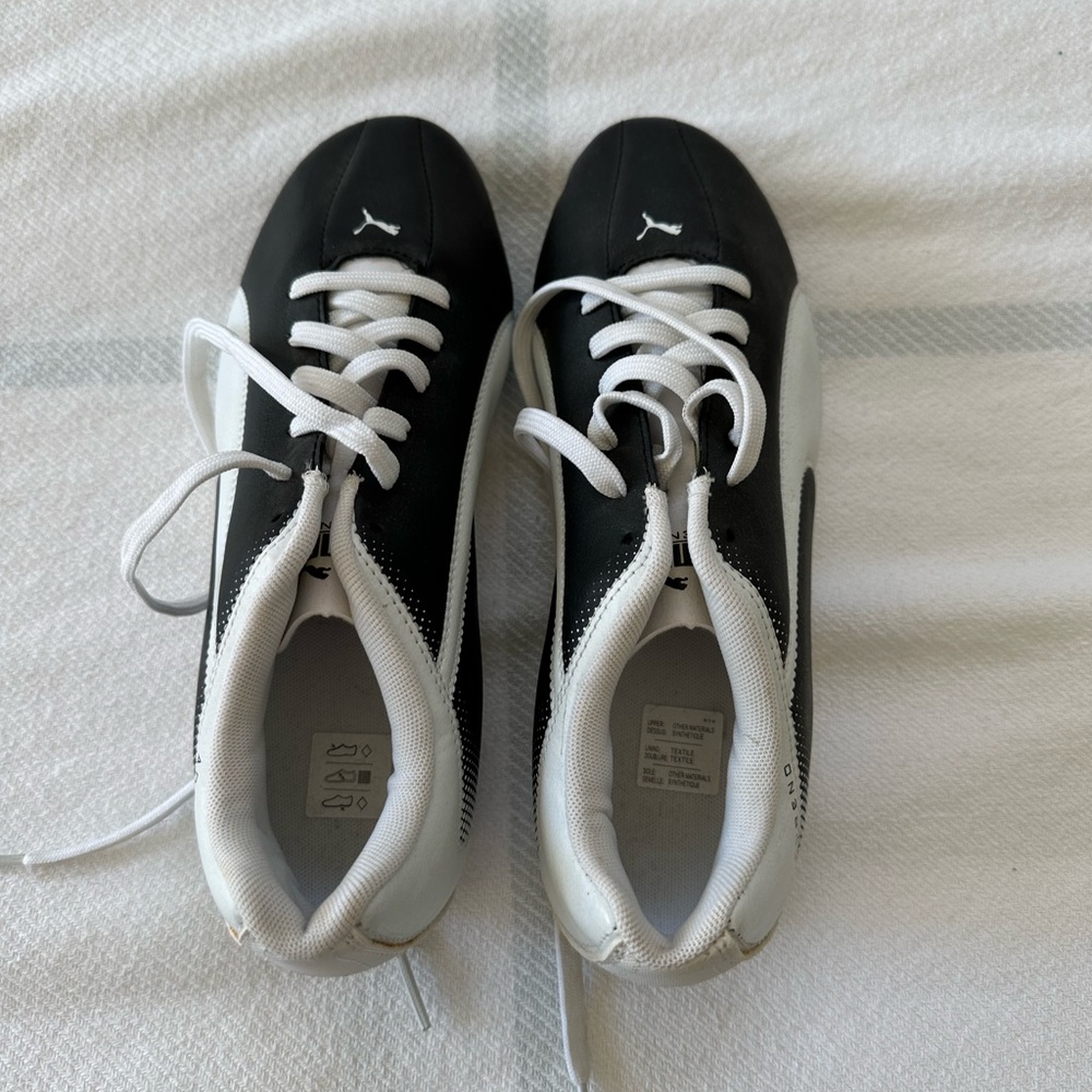 NWT PUMA Adreno Firm Ground JR Soccer Cleats Size 6